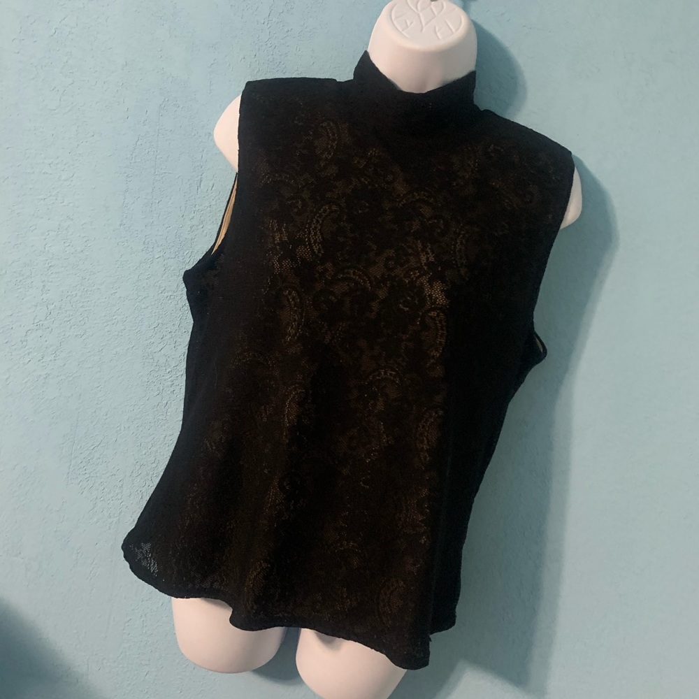 Hollars & Hanson Sleeveless Blouse